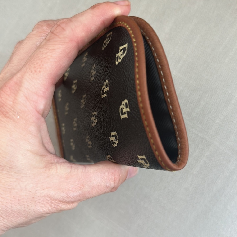 Vintage Dooney & Bourke D&B Classic Logo Eyeglass Case Leather